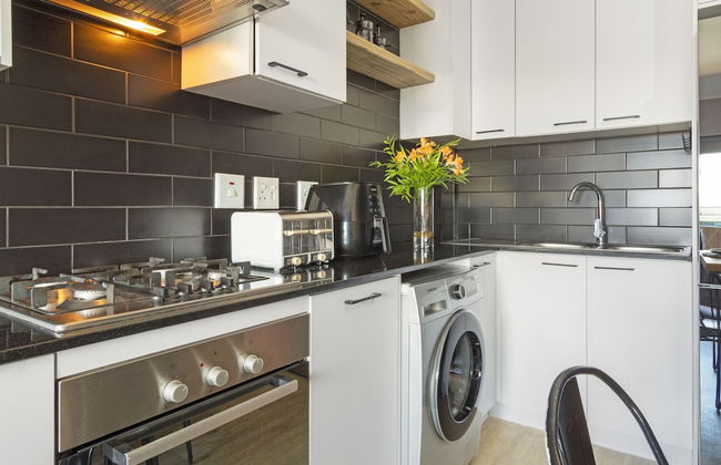 Cape on Porterfield 5 - Photo 4