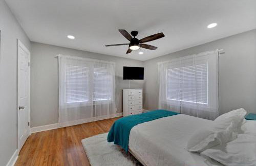 Poolside Paradise - Spacious - Peaceful Patio - Foto 13