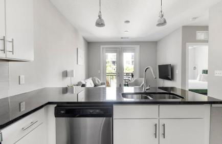 Landing Modern 1BD Pool Gym - Foto 8