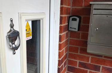 Manchester City Deluxe 4-Bed near Etihad Stadium & C0-0P Arena, Sleeps 9 - Foto 25