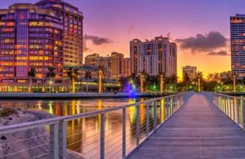 A Treasure In Boynton Beach - Foto 1