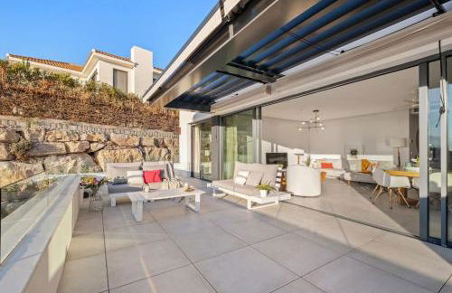 Penthouse Panorama - Photo 26