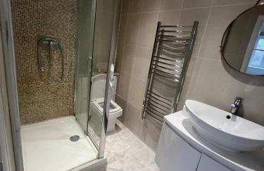 Chartsworth 4 Bedrooms Spacious House - Foto 1