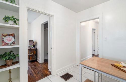 Flow - Sleeps 8 - Mins to Broadway and Germantown - Foto 12