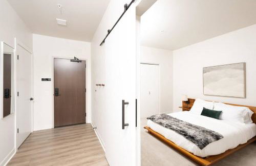 East Side Luxury 1BR Apt - Near Brady St with Balcony and Lounge - Foto 10