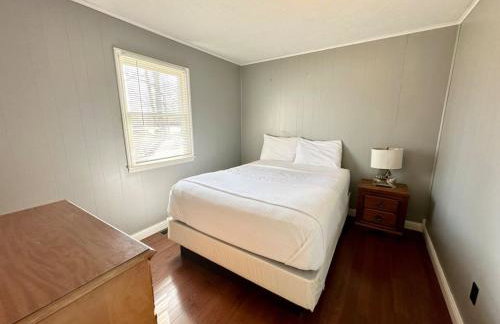 Cottage 16 Lees Ford Marina - Photo 7