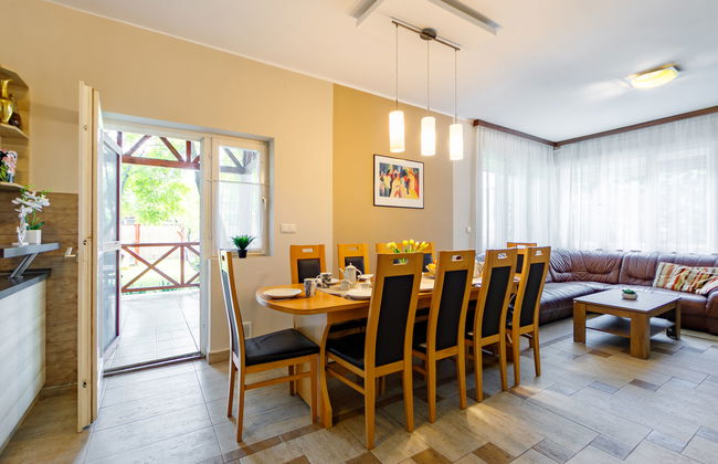 5 bedroom House in Balatonboglár with garden and terrace - Photo 7