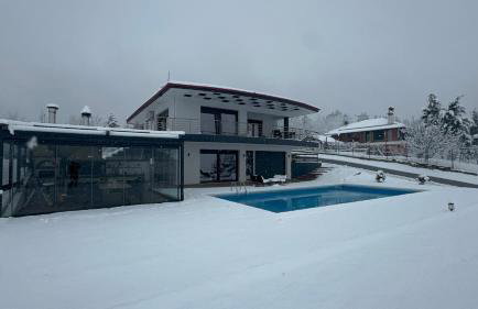 Luxury Villa Rafaela Οικογενειακή βίλα με ιδιωτική πισίνα, BBQ κ παιχνίδια Ιδανική για οικογένειες με παιδια - Foto 65