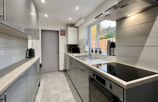 St Michael House - Photo 18