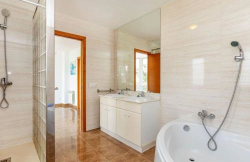 Villa Gaudí by Interhome - Photo 25
