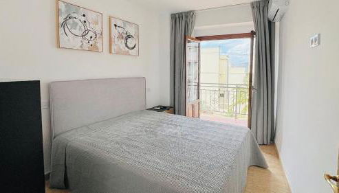 Sol Apartments - Photo 5