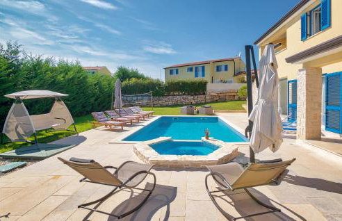 Amazing Home In Naselje Muzini - Foto 10