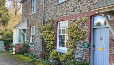 Apple Tree Cottage - Photo 1