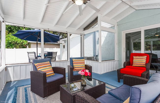 Mova Poolside Escape - Foto 2