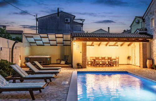 Villa Katja near Pula with whirlpool only 3 km from the beach - Foto 5