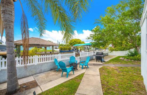 Beautiful & Cozy Home on a Canal in Hudson, FL! - Foto 48