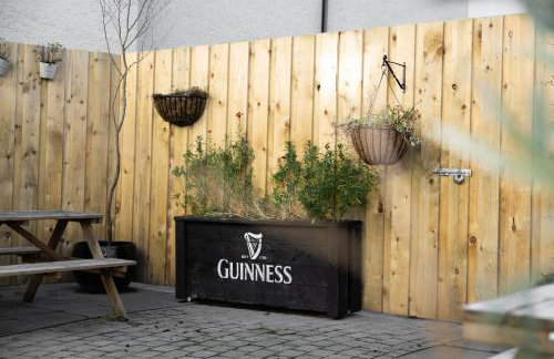 4BR House By Travel Lets Self Catering Accommodation Ballygowan With Near Belfast - Foto 72