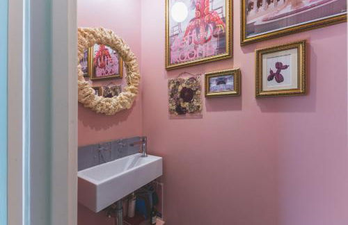 Modern Comforts in a Designer Home - Photo 33