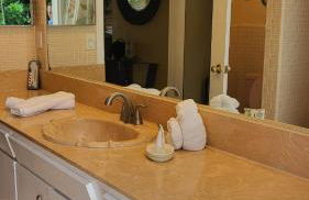 Spacious Beach House Unit,Beautifully Furnished 2 Bed 2Bath./2Min.Walk To Beach - Foto 24