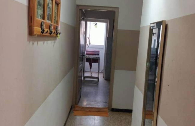 F2 bien équipé en centre-ville de Béjaïa - Photo 5