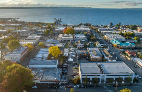 Roof Top Deck Near the Beach Dog Friendly - Photo 25