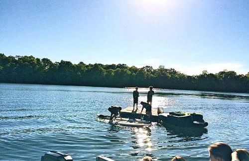 Rustic Cabin Rental with Waterfront Views on Lake Sylvia near St. Cloud, Minnesota - Foto 14