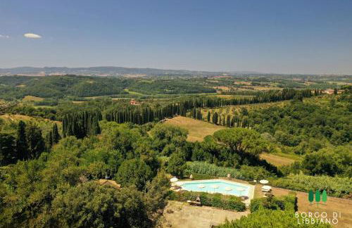 Borgo di Libbiano - for exploring all of Tuscany - Foto 3