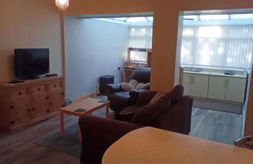 The Annex - Guest Gardens - Photo 17