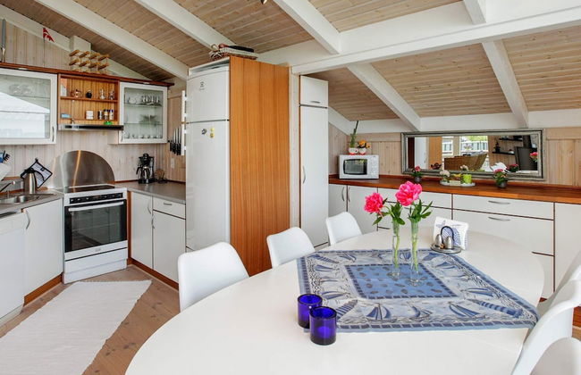 6 Person Holiday Home in Frederikshavn - Photo 5