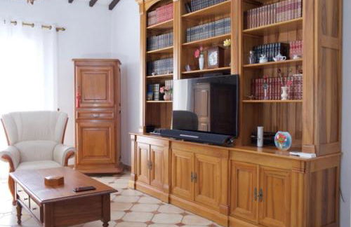 Les murmures du Temps Villa 3 Chambres avec Piscine - Foto 17