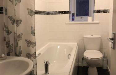 spacious 2 bedroom house - Foto 14