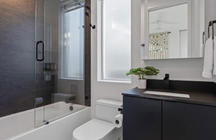 Sleeps 32 Private Compound w Putting Green Bouldin Collective by AvantStay - Foto 27