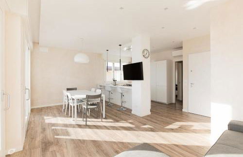 Beachfront Penthouse with private parking - Foto 18