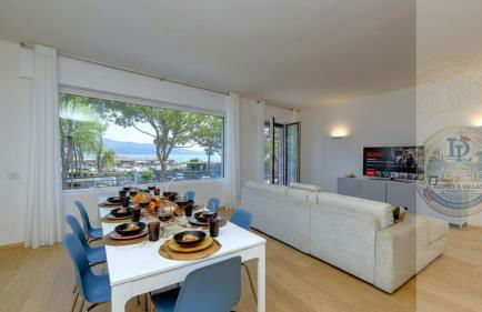 The Lake Giant with Lake View Renovated 2025 DesenzanoLoft Official Partner Homes & Villas by Marriott Bonvoy - Foto 2