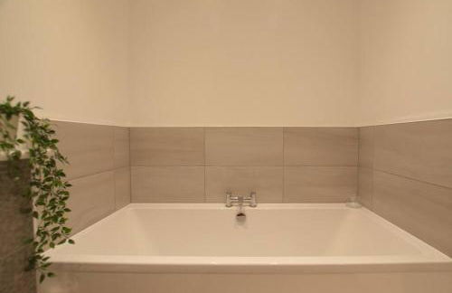 New stylish 4 bed house moments from Clacton beach - Foto 12