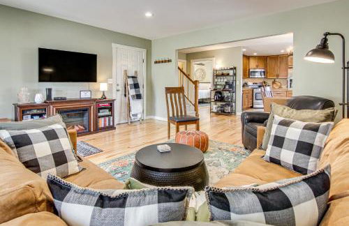 1 Mi to Dtwn Black Mountain Home with Patio and Yard - Foto 5