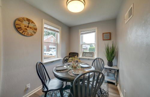 Deck and Patio Inviting Abode in Natrona Heights! - Foto 7