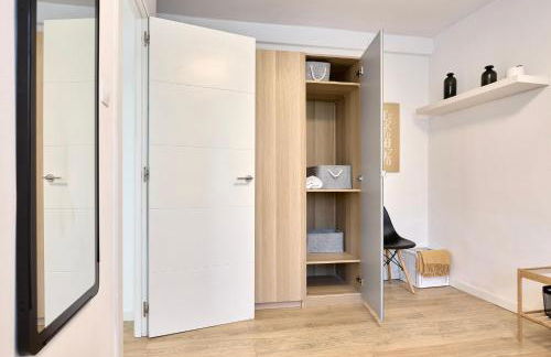 SPACIOUS, SUNNY FLAT BY CITY OF ARTS & SCIENCES - Foto 28