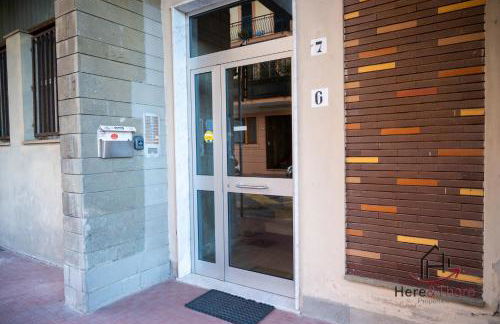 Beaches 1 min away - Free WiFi - Smart TV - AC - Foto 19