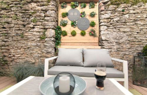 Bumblebee checkout 2pm Frome Longleat Aqua Sana Bath 5 people PRIVACY - Foto 50