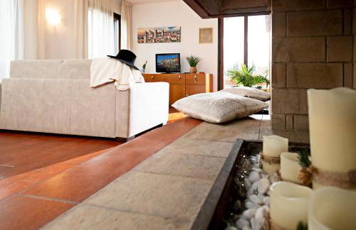 VILLA VALESANA - Regarda Travel - Foto 8