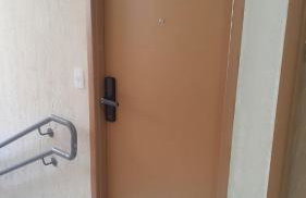 FLAT ACONCHEGANTE poucos min da praia - Foto 39