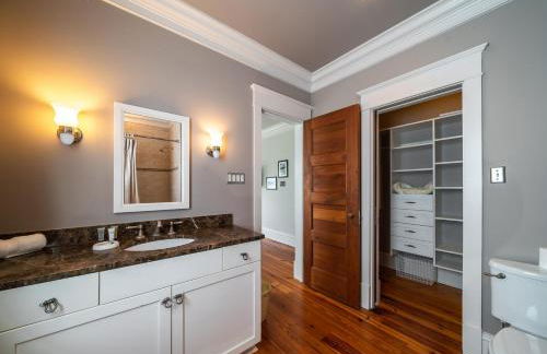 814 Carolina - Custom Private Home -Pool, Roof Top Deck - Foto 2