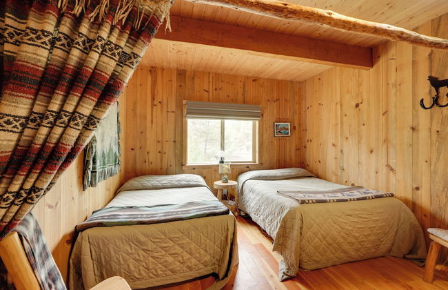 Pet-Friendly House with Deck Near Crater Lake! - Foto 83