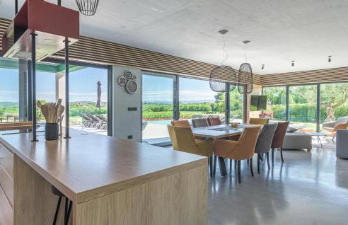 Awesome Home In Bukori - Foto 28