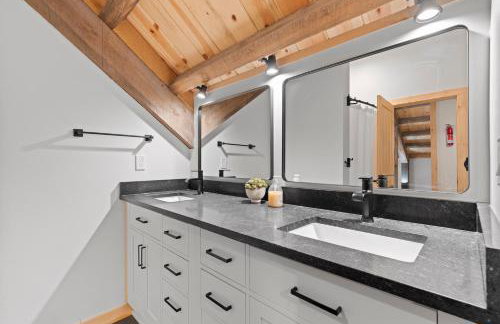 Mountain Views, Hot Tub, Trails, Waterfront - Foto 18