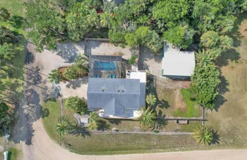 Pet-Friendly Bay View Home w/ Screened Pool Near Lighthouse - Foto 7