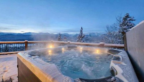 3BR+Loft Modern Mountain Retreat w Hot Tub - Foto 2