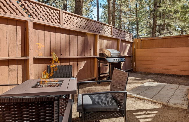 Serenity by Avantstay Serenity Big Bear Cabin! With Fire Pit, Bbq! - Photo 17