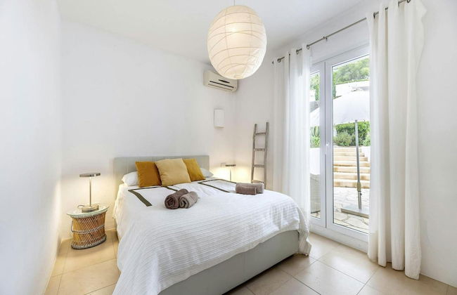 Tranquil Villa With Private Pool - Foto 2